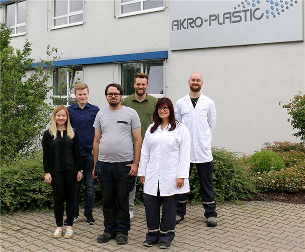 V.l.: n.r: Laura Leinz, Felix Schüller, Tommy Hoischer, Peter Sylvester Kaul, Ellen Günther, Benjamin Dünker, es fehlt: Andreas Densing. Privat