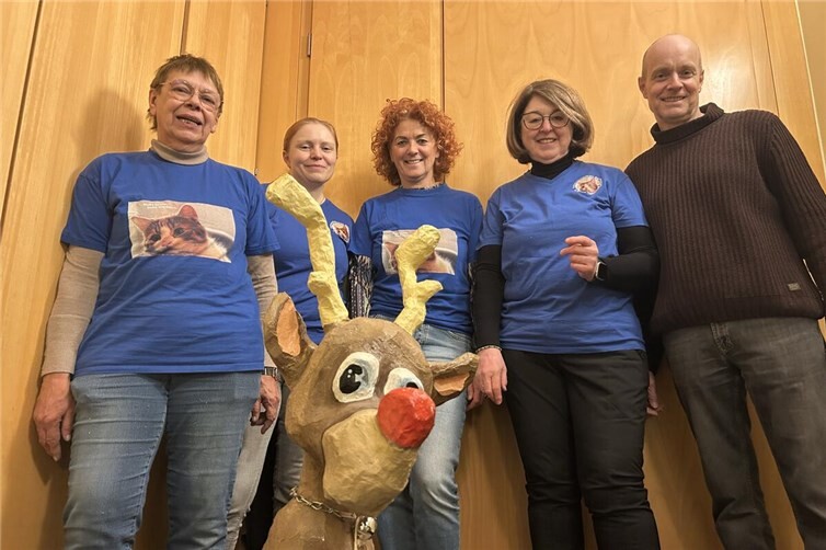 V.li. Anita Andres, Peggy Ley, Christine Efferz, Marion Schöberl und Beisitzer Thomas Trösser. Foto: privat