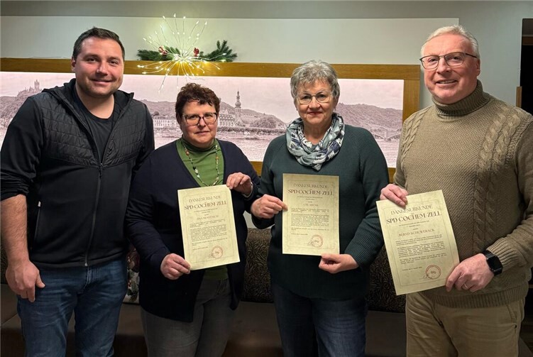 V.li. Benedikt Oster, Tina Menteich, Ute Arens, Bernd Schuwerack. Foto: Jens Mindermann