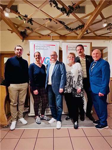 V.li. David Follmann, Britt Gutmann, Torsten Schupp, Anne Plato, Dirk Lemaire und Manfred Diehl. Foto: Wählergruppe Schängel