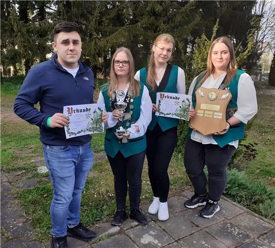 V.li. Dennis Leicht, Lara Weber, Sarah Doetsch , Lena Weber. Foto: privat