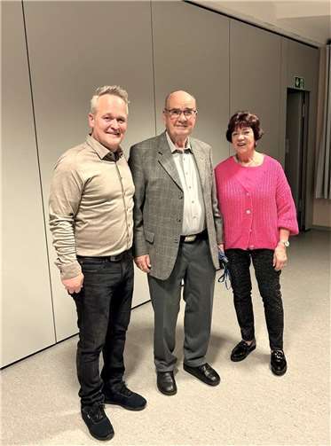 V.li. Dr. Jochen Britz, Werner Bretz und Isolde Müller. Quelle: TV 05 Mülheim