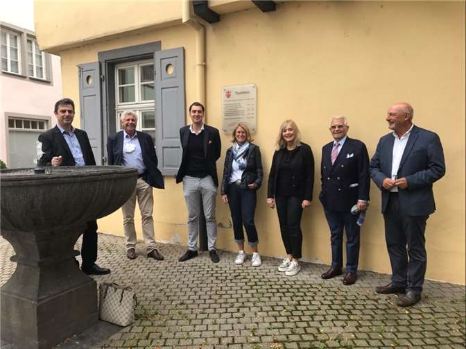 V.li. Dr. Matthias von der Bank, Dr. Tom Drieseberg, Matthias Willkomm, Anja Drieseberg, Dr. Margit Theis-Scholz, Rolf Wegeler, Michael Willkomm.Quelle: Stadt Koblenz