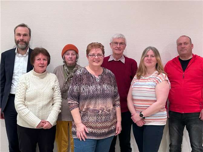 V.li. Dr. Volker Krafft, Ulrike Westerburg, Ulla Hohn-Ritzerfeld, Anna Maria Plato, Toni Karst, Veronika Blum und Thomas Reif. Foto: privat