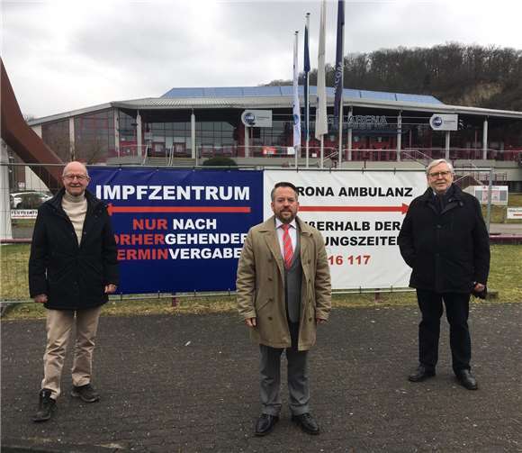 V.li. Edgar Kühlenthal, Stephan Wefelscheid und Dr. Michael Gross.Foto: privat