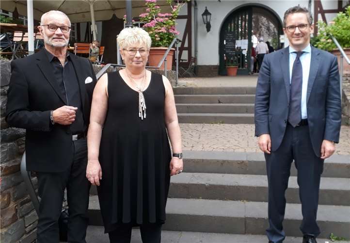 V.li. Fritz Naumann, Marion Lipinski-Naumann und Dr. Thorsten Rudolph.Quelle: SPD-Stadtratsfraktion