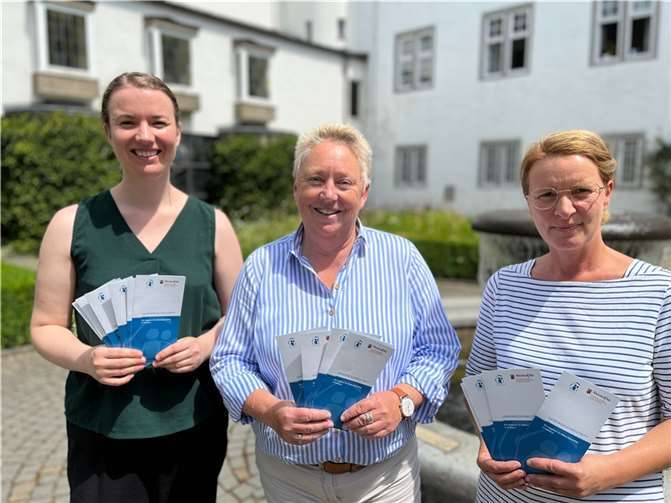 V.li. Hannah Meyer, Ulrike Mohrs und Sabine Wieneke. Foto: Stadt Koblenz/Anne Schnütgen