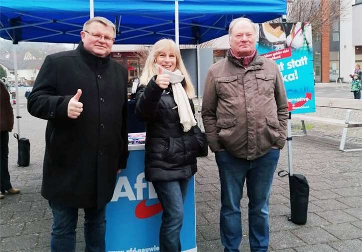 V.li. Harald Zobel und Gerlinde Seidel.Quelle: AfD-Kreisverband Neuwied