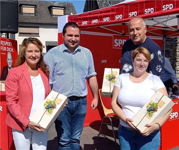V.li. Heike Raab, Benedikt Oster, Günter Labonte und Ksenia Stähle-Müller.Quelle: SPD Cochem-Zell
