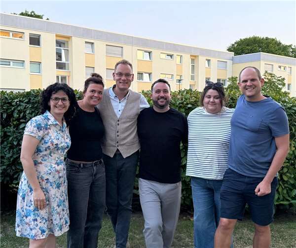 V.li. Hilde Ludes, Tina Knebel, Denny Blank, Hannes Mager, Crissy Frömbgen, Dominik Hoepfner. Foto: Christina Blank
