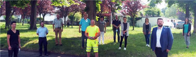 V.li. Ines Lindemann-Günther, Stefan Berres, Norbert Holtmannspötter, Ralf Schneider, Eugen Becker, Daniela Schmengler, Thorsten Kurz, Nicole Fischer, Anita Bonk, Bürgermeister Christoph Mohr und Melanie Burghardt.Quelle: Stadt Bendorf