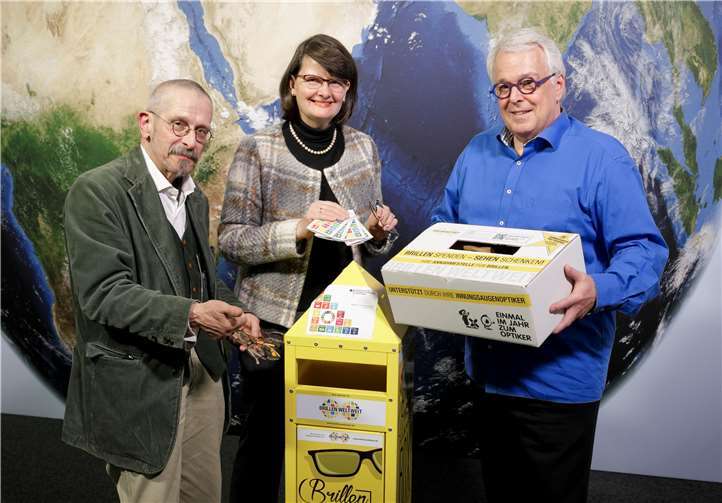 V.li. Johannes Klein, Dr. Maria Flachsbarth und Carlo Wagner.Foto: Thomas Koehler/photothek.net