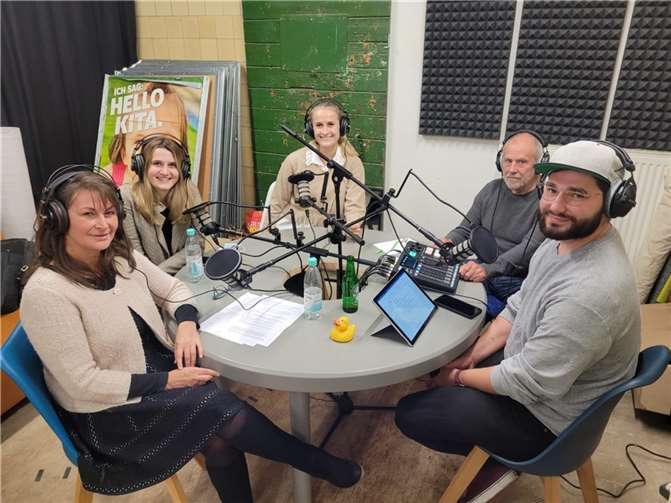 V.li. Katja Stein (Barmer Koblenz), Kim Theisen, Isabelle Joswig, Christoph Rauland, Christopher Bündgen.Foto: privat