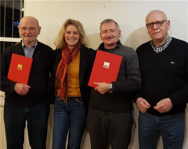 V.li. Manfred Bröder, Anna Köbberling, MdL und Ortsvereinsvorsitzende, Ralf Heine und Rudolf Kehr, stv. Ortsvereinsvorsitzender.Quelle: SPD Metternich-Bubenheim