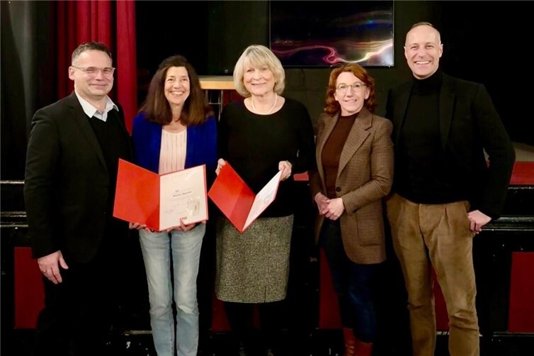 V.li. Mark Vasic, Motee Spanier, Christine Wießmann, Susanne Müller, MdL und Gregory Scholz, MdL. Foto: S. Müller