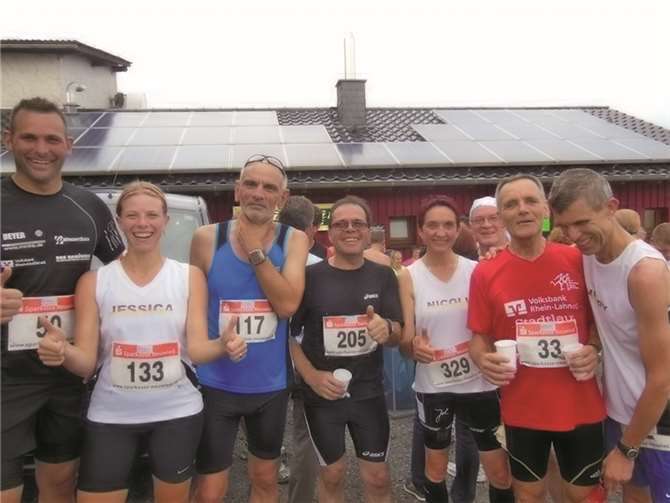 V.li. Mirko, Jessica, Hermann, Peter, Nicoll, Heinz-W.,Rainer, Heinrich.privat