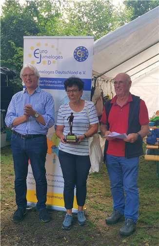 V.li. Peter Backes, Marita Schoos und Walter Kaiser, Vorsitzender Eurojumelages, Sektion Marburg. Quelle: M.Schwandt