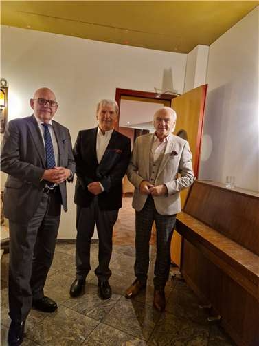 V.li. RKK-Justiziar Franz Obst, Verwaltungsrechtler Dietrich G. Rühle und RKK-Präsident Hans Mayer. Quelle: RKK