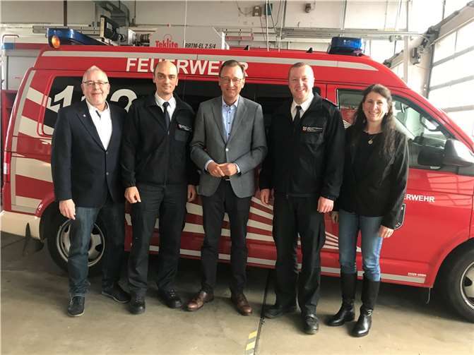 V.li. Rolf Führ, Andreas Höwer, Josef Oster, Christoph Alsbach und Sandra Müller. Quelle: Büro von Josef Oster