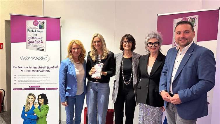 V.li. Staatssekretärin Heike Raab, Autorinnen Miriam von Loewenfeld und Regine Büttner, Moderatorin Petra Arenz, Landtagsabgeordneter Benedikt Oster. Foto: privat