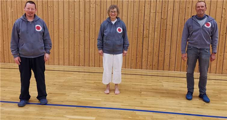 V.li. Thorsten Dörrer (Schatzmeister), Doris Müßgen (1. Vorsitzende) und Andreas Schmengler (2. orsitzender).Quelle: Budo Zentrum Meckenheim