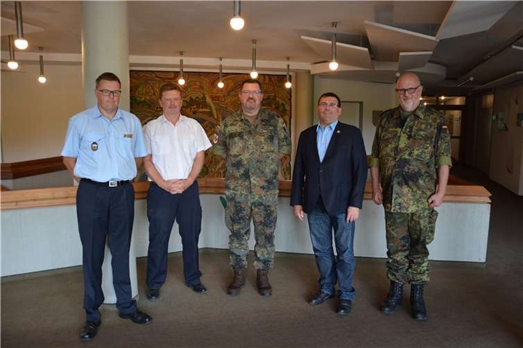 V.li. Thorsten Massenkeil, Guido Erler, Christoph Caspari, Jörg Den-ninghoff, Torsten Kerres. Quelle: Rhein-Lahn-Kreis