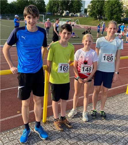 V.li. Tim Fuhrmann, Noah Oberkirch, Frieda Balles und Hanna Winkler. Foto: privat