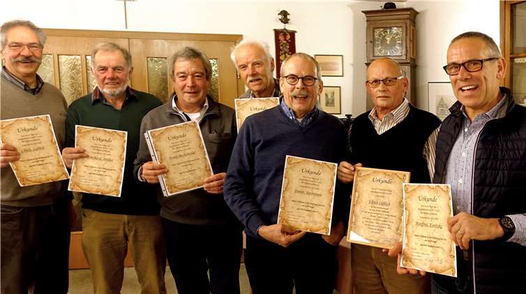 V.li. Ulrich Leßlich, Eberhard Müller, Franz Bockshecker, Bernd Prangenberg, Dieter Rechmann, Hans-Willi Korf und Manfred Kautzky. Abwesend Wilbert Schleiden.Rudolf Weichsel