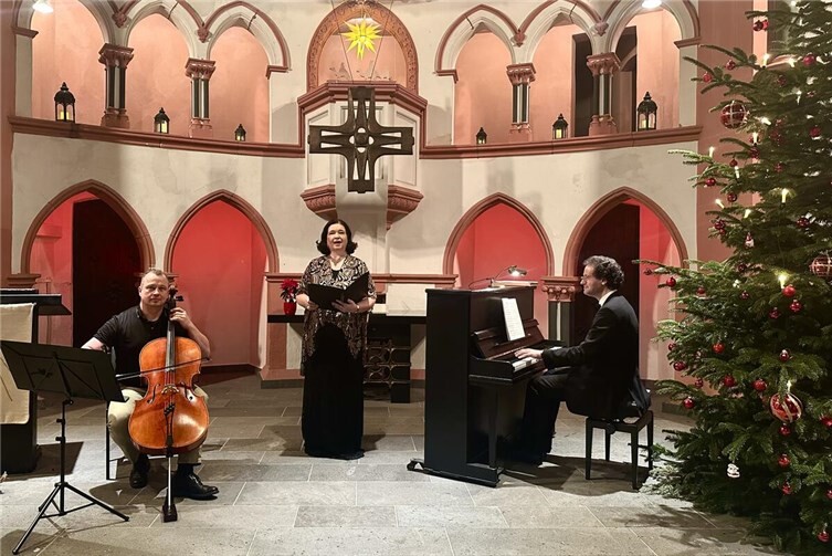 V.li. Vilhjalmur Sigridarson, Ursula Targler-Sell und Thomas Schwarz. Foto: Michael Sell