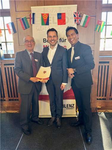 V.li. Vito Contento, Oberbürgermeister David Langner und Dirk Schaefer.