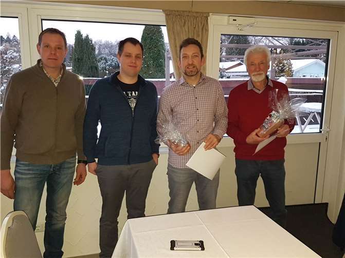 V.li. Vorsitzender Manuel Müller, Wehrf. Nico Wörsdörfer, Patrick Müller und Heinrich Mathes. Fotos: Paul Müller