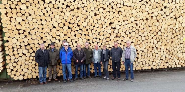 V.li.n.re.: Dieter Steinebach, Michael Graf Hoensbroech, Swen Deuschert, Johannes Müller, Karl Heinz Gombert, Markus Haardt, Ulrich Wester, Frau Klute, Herr Klute und Uwe Werner. privat