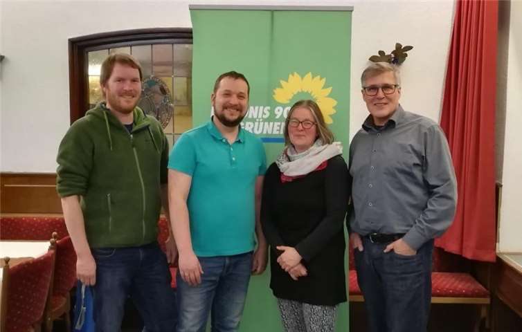 V.li.n.re.: Harm Sönksen, Kreisgeschäftsführer; Christoph Scheuer, Kreissprecher; Birgit Stupp, Kreissprecherin und Joachim Dieringer, Kreiskassenwart. privat