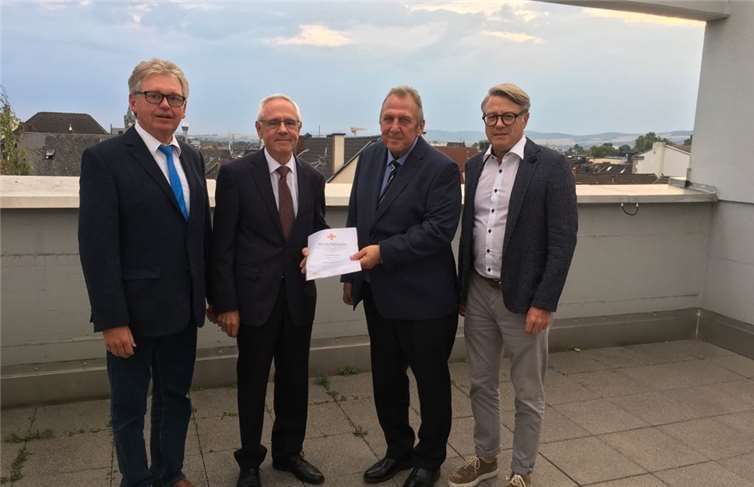 (V.li.n.re.) Präsident Werner Grüber, stellv. Präsident Bezirksverband Koblenz Klaus Dalpke, Geschäftsführer Karl-Heinz Pieper und stellv. Präsident und Ortsvereinsvorsitzenden Armin Gonschior. privat