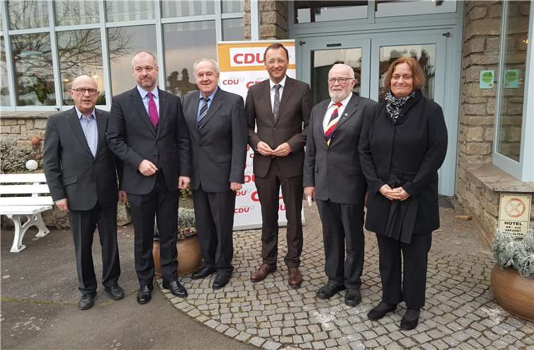 V.l.n.r.: Bürgermeister Michael Kessler, Christoph Helling, Bernhard Wiemer Josef Oster (MdB), Werner Dietz, Dr. Ute Stuhlträger-Fatehpour. privat