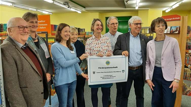 V.l.n.r.: Christian Ullmann, Dr. Angelika Wurm, Gunda Möller, Rose-Marie Brauckmann, Franzis Steinhauer, Norbert Anders, Karlheinz Stöhr und Mechtild Bartuseck.Foto: privat