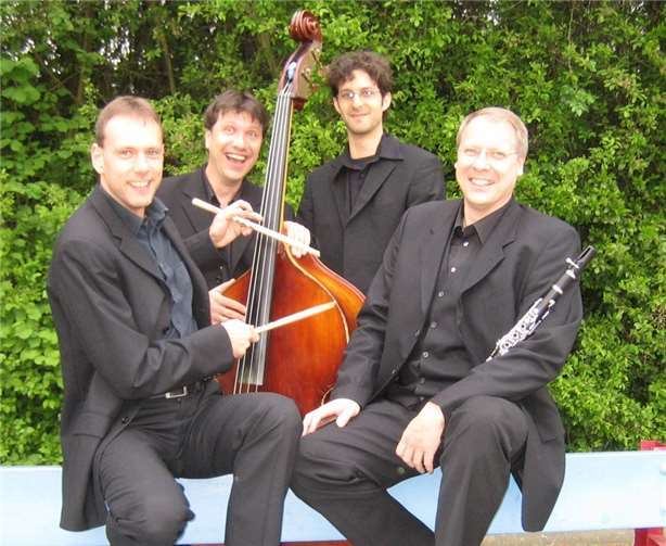 (V.l.n.r.) Die „Swinghouse Jazzband“ mit Volker Montermann, Peter Seibeld, Stefan Grober und Gerhard Müller.privat