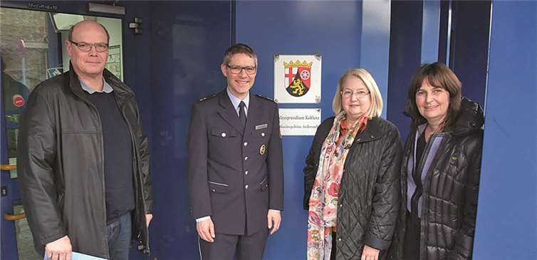 V.l.n.r.: Gerhard Masberg, Leiter der PI Andernach Björn Neureuter, Hedi Thelen, MdL und Mechthild Heil, MdB nach dem Gespräch der CDU Politiker mit dem Leiter der PI Andernach. Privat