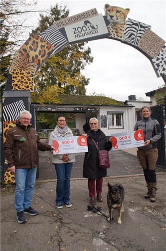 V.l.n.r.: Hans-Dieter Neuer/Birgit Klütsch/Gabriele Schmittmann/Sabrina Steger.  Foto: privat