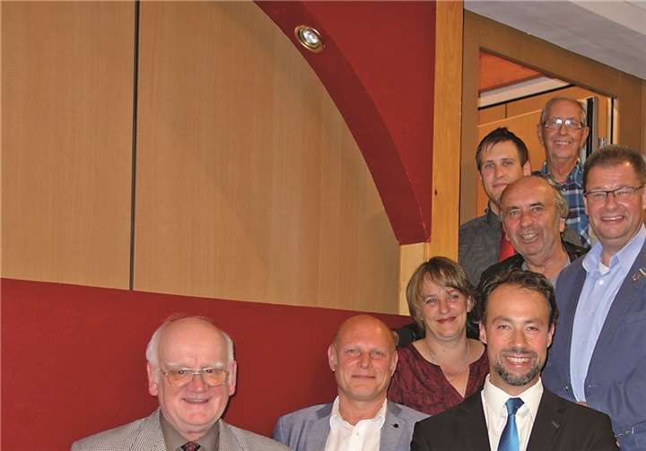 V.l.n.r.: Heribert Nuhn, Olaf Pfeiffer, Dr. Jan Bollinger (vorne), Diana Milbrath-Greim, René Bringezu, Hans-Joachim Röder, Bernd Kühlmann, Joachim Hoppen, Peter Schmalenbach, Hans-Ulrich Schneider, Hans-Dieter Funk (hinten).Privat.