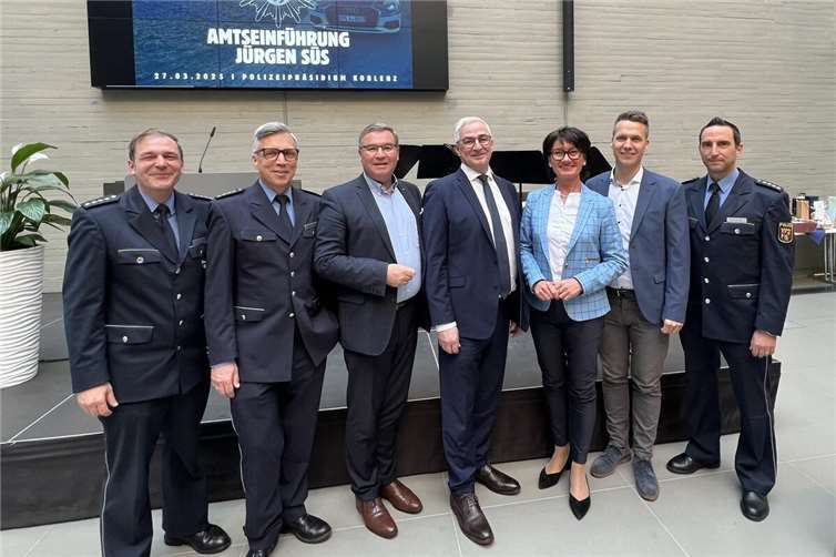 V.l.n.r.: Jan Terporten, Oliver Reichert, Horst Gies, Jürgen Süs, Petra Schneider, Pascal Rowald, Andreas Schäfer.Foto: Petra Schneider