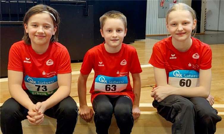 Viele persönliche Bestleistungen für VfL-Athleten V.l.n.r.: Lorenz Marc Schott, Timo Lehnert, Clara Sophie Keller.Foto: privat