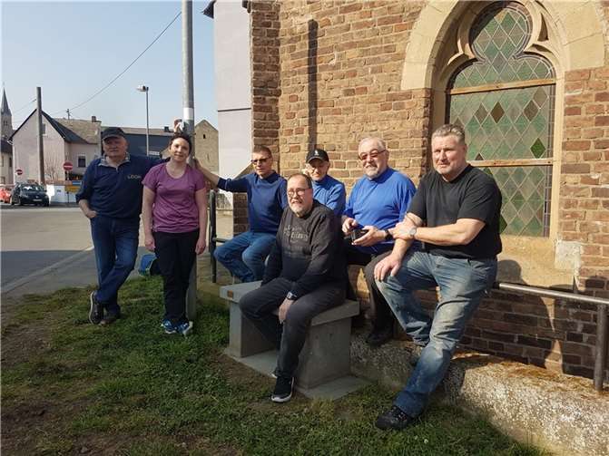 V.l.n.r.: Lothar Bartenbach, Nicole Bartenbach-Mathias, Heiner Bräuer, Dirk Graden, Karl-Heinz Römer, Franz Blaeser, Wolfgang Elzer. Foto: privat