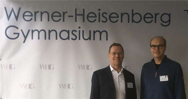 V.l.n.r.: Schulleiter Frank Michael Strauss und Orientierungsstufenleiter Matthias Weiske. Fotos: Nadine Kraft