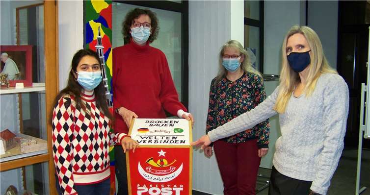 V.l.n.r.: Sneeta Hameed, Susanne Alertz, Petra Scheiffgen und Dr. Annette Gies Foto: Renate Köllges