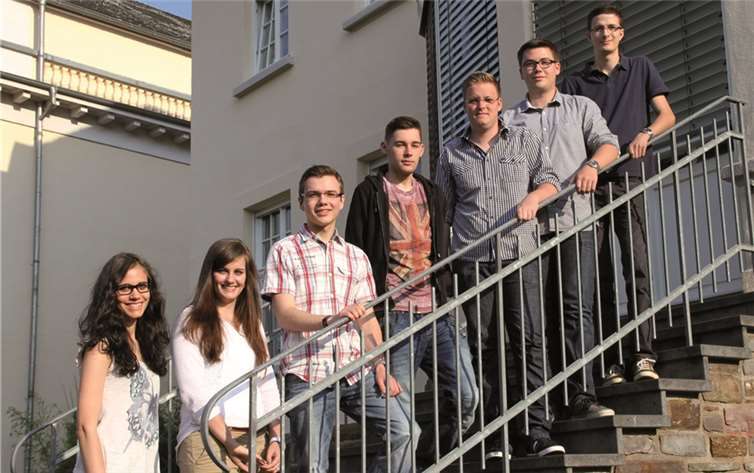 V.l.n.r.: Stephanie Carnott, Lisa Weiland, Marcel Cläsgens, Alexander Cestnik, Dennis Gerhards, Florian Hoffmann und Julian Vogel. Privat