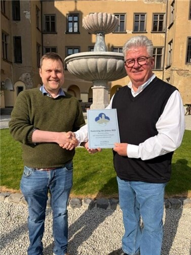 V.l.n.r.: Thomas Napp (Verbandsvorsitzender RV Unteres Mittelrheintal) und Chrustian Runkel (Eigentümer Schloss Arenfels). Pressemitteilung