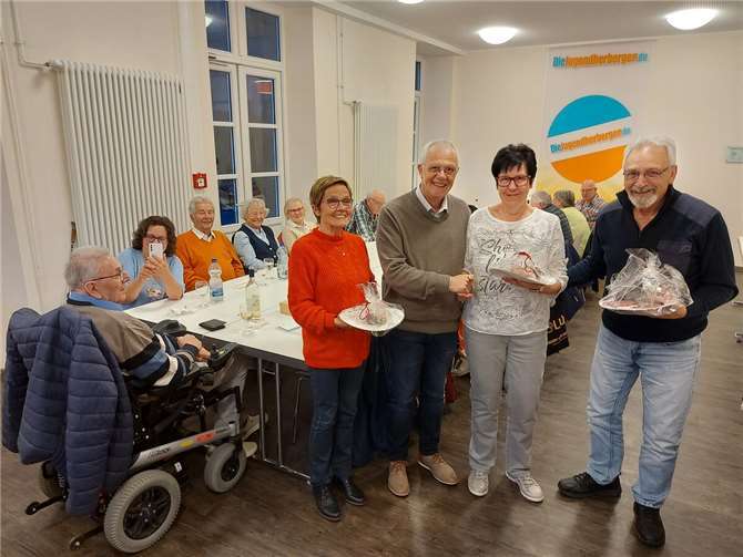 V.l.n.r.: Ulla Meffert, Amtmann Peter Meffert, Marlies Pecchilo, Sabato Pecchillo. Foto: Ellen Schimikowski