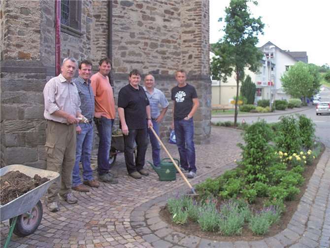V.l.n.r.: Uwe Engel, Johannes Hörter, Guido Kern, Ralf Buhr, Dirk Schmalebach u. Uwe Schlösser.privat