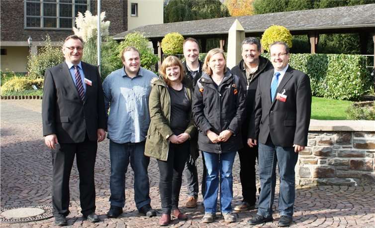 V.l.n.r. Verwaltungsleiter Werner Schaub, Joscha Pullich (Kreisvorstand Grüne Cochem-Zell), Katharina Binz (Landesvorsitzende Grüne RLP), Bereichsleiter Michael Zimmer, Corinna Rüffer (MdB), Horst Pullich (Grüne Verbandsgemeinderat Cochem), Einrichtungsleiter Michael Puhl.Privat